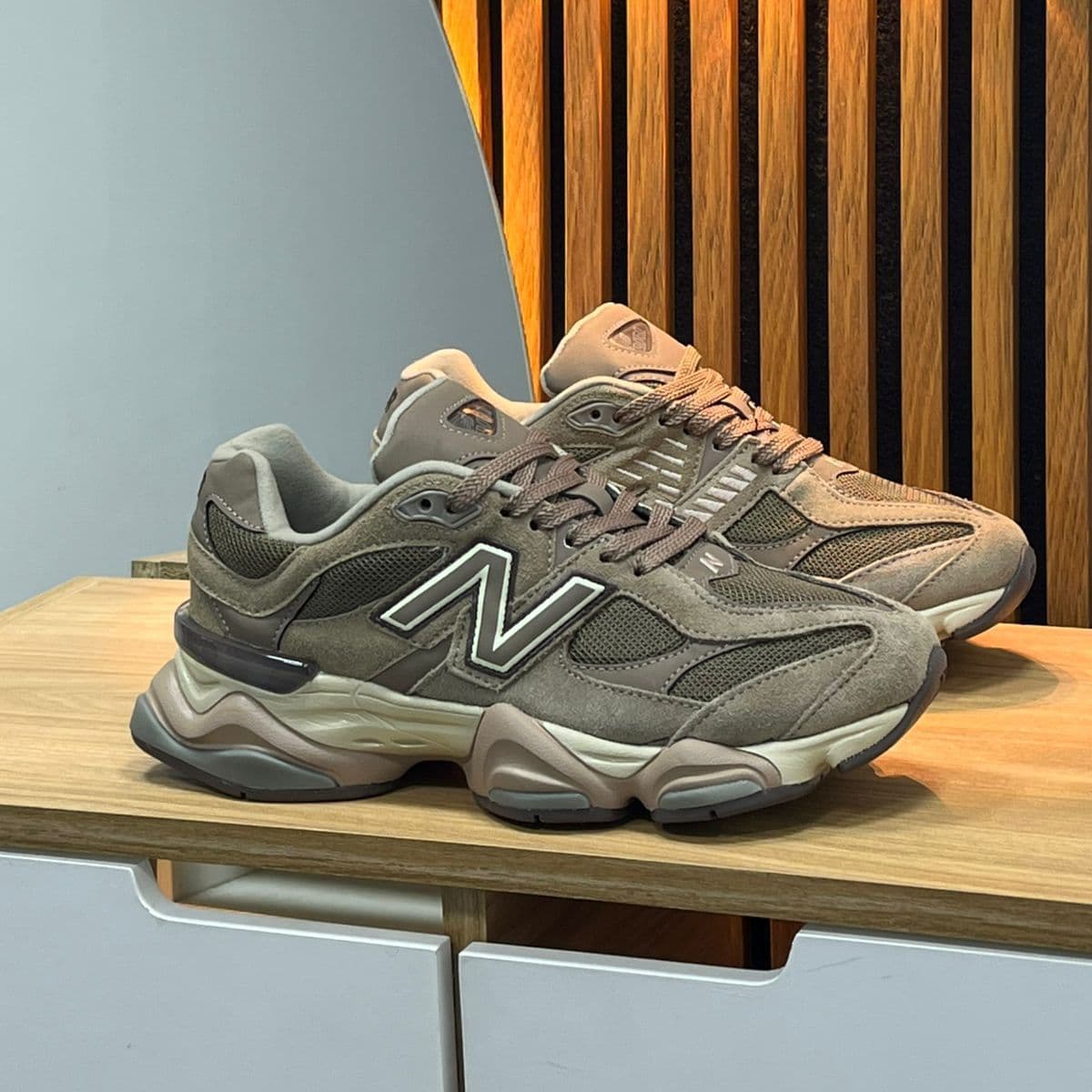 NEW BALANCE 9060 CAFE