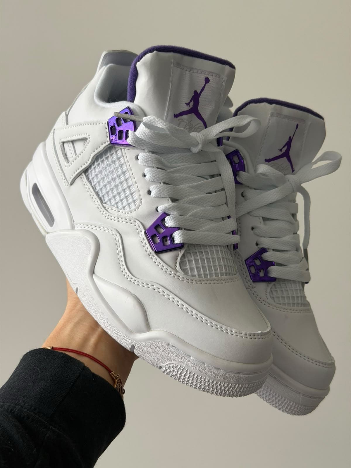 JORDAN RETRO 4 BLANCO MORADO